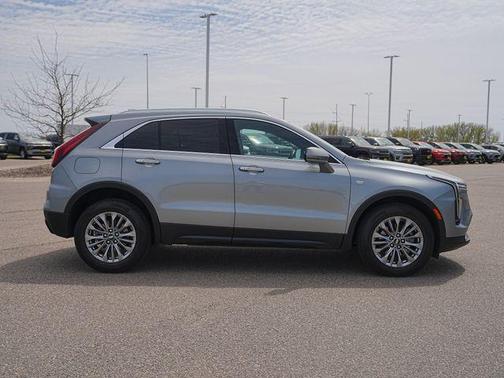 Argent Silver Metallic 2025 Cadillac XT4 Premium Luxury