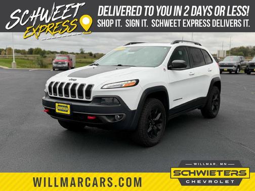 Bright White Clearcoat 2017 Jeep Cherokee Trailhawk