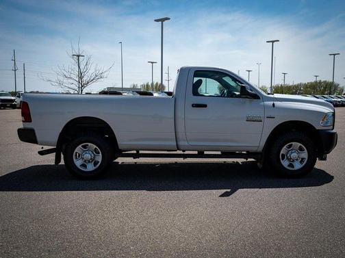 2017 RAM 3500 Tradesman Regular Cab 4x4 8' Box