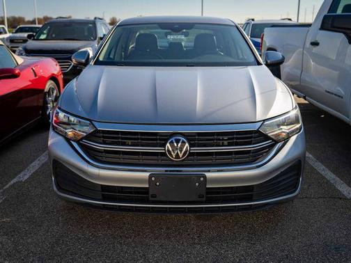 Pyrite Silver Metallic 2024 Volkswagen Jetta 1.5T SE