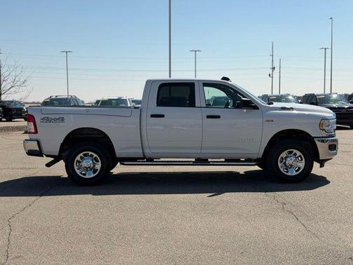 Bright White Clearcoat 2020 RAM 2500 Tradesman Crew Cab 4x4 6'4' Box
