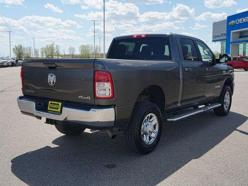 Granite Crystal Metallic Clearcoat 2022 RAM 2500 Big Horn Crew Cab 4x4 6'4' Box