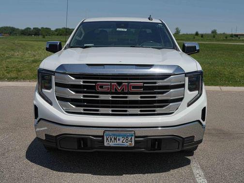 Summit White 2023 GMC Sierra 1500 SLE