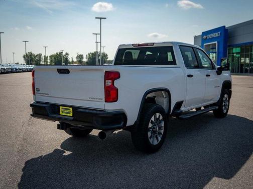 2024 Chevrolet Silverado 2500 Custom