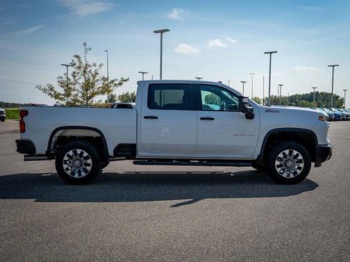 2024 Chevrolet Silverado 2500 Custom