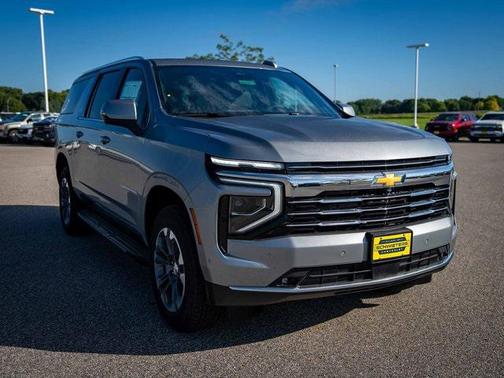 2025 Chevrolet Suburban LT