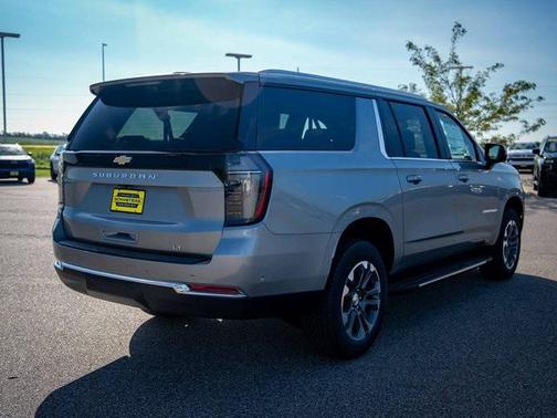 2025 Chevrolet Suburban LT