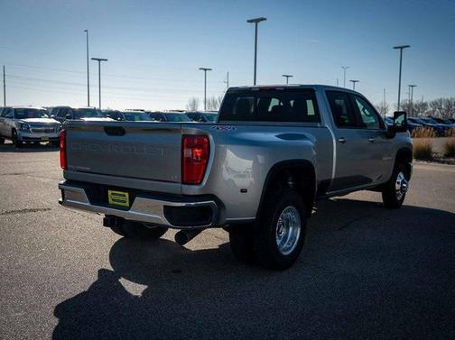 2026 Chevrolet Silverado 3500 LT