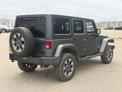 2017 Jeep Wrangler Unlimited Sahara