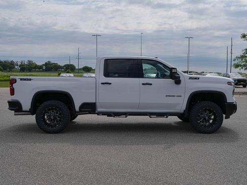 Summit White 2026 Chevrolet Silverado 2500 LTZ