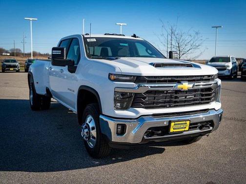 2026 Chevrolet Silverado 3500 LT