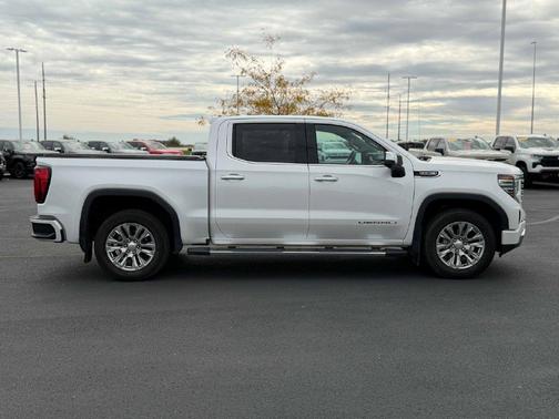 White Frost Tricoat 2022 GMC Sierra 1500 Denali