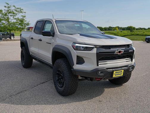 White Sands 2026 Chevrolet Colorado ZR2