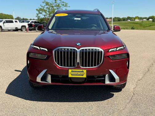 Red Metallic 2026 BMW X7 xDrive40i