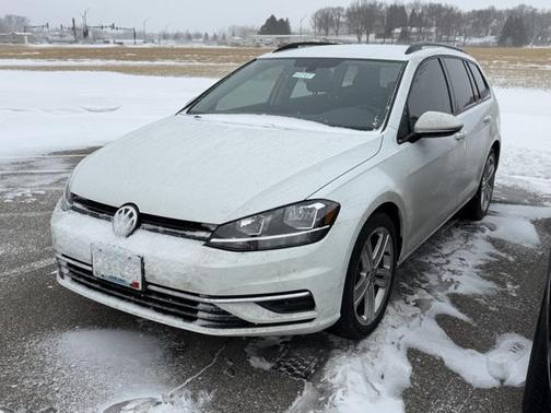 2019 Volkswagen Golf SportWagen TSI S