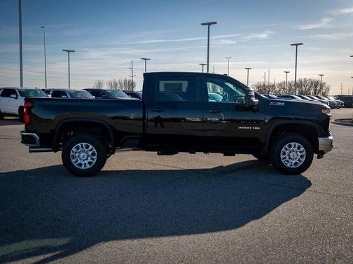 2026 Chevrolet Silverado 3500 LT