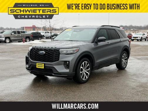 2025 Ford Explorer ST-Line