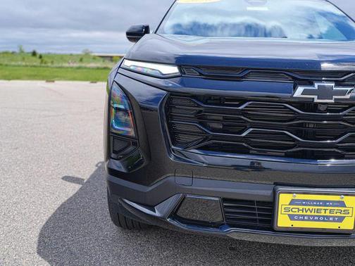 Mosaic Black Metallic 2026 Chevrolet Equinox AWD RS