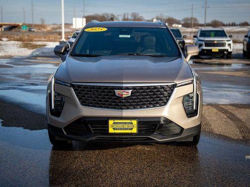 2025 Cadillac XT4 Premium Luxury