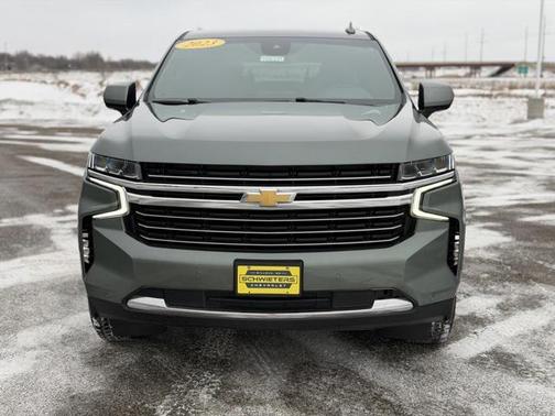 2023 Chevrolet Suburban LT