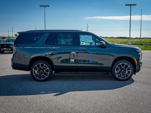 2026 Chevrolet Tahoe 4WD RST