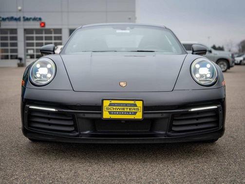 2024 Porsche 911 Carrera 4