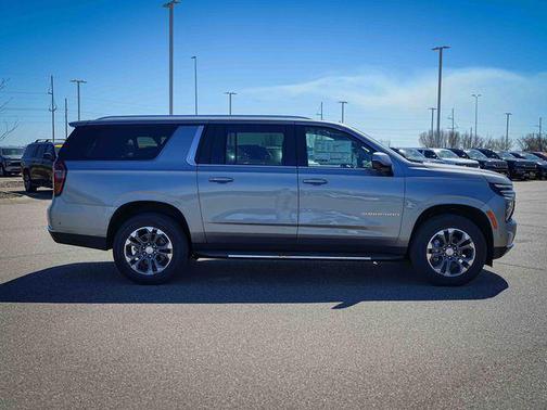 Sterling Gray Metallic 2026 Chevrolet Suburban LS