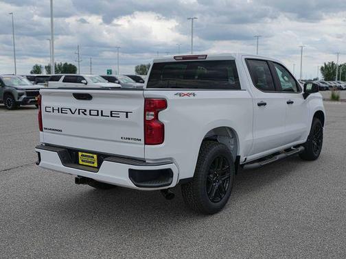 Summit White 2026 Chevrolet Silverado 1500 Custom