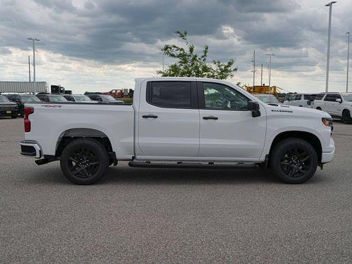 Summit White 2026 Chevrolet Silverado 1500 Custom