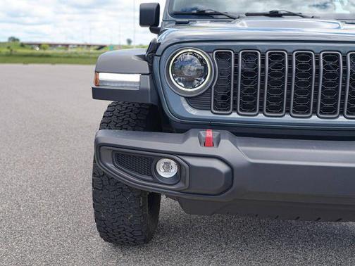 Anvil Clearcoat 2025 Jeep Wrangler Rubicon