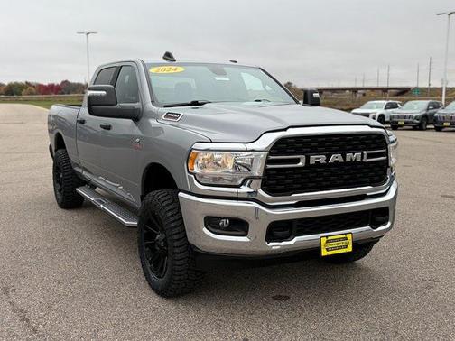 2024 RAM 2500 Big Horn Crew Cab 4x4 6'4' Box