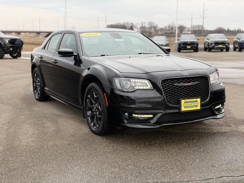 2021 Chrysler 300 S