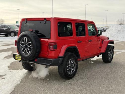 2025 Jeep Wrangler 4-Door Sahara 4x4