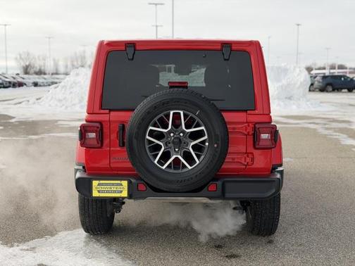 2025 Jeep Wrangler 4-Door Sahara 4x4