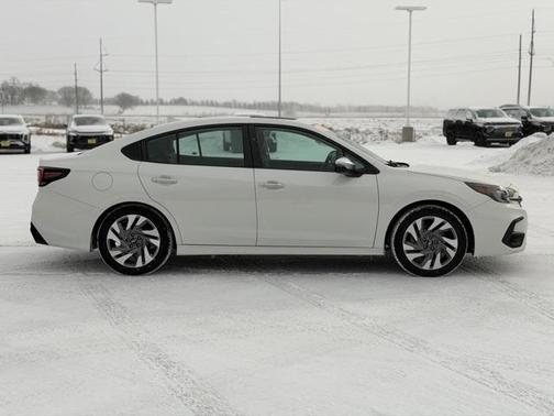 2024 Subaru Legacy Touring XT