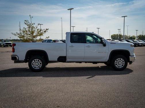 2025 Chevrolet Silverado 3500 LT