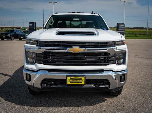 2025 Chevrolet Silverado 3500 LT