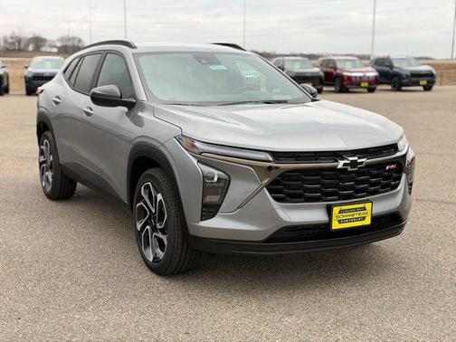 Sterling Gray Metallic 2026 Chevrolet Trax FWD 2RS