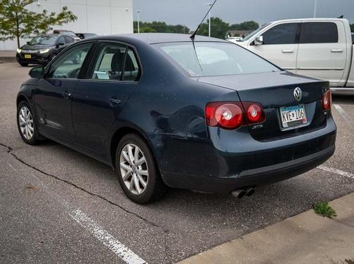 2010 Volkswagen Jetta Limited Edition