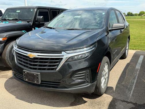 Mosaic Black Metallic 2024 Chevrolet Equinox LS