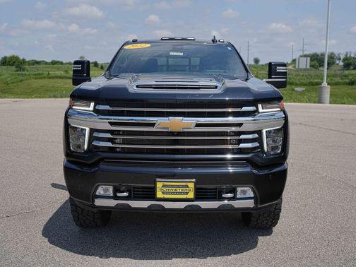 Black 2022 Chevrolet Silverado 2500 High Country