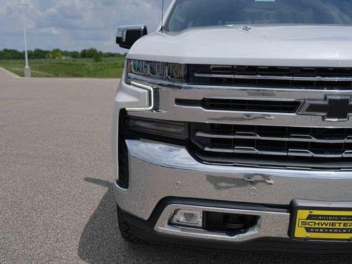 Iridescent Pearl Tricoat 2021 Chevrolet Silverado 1500 LTZ