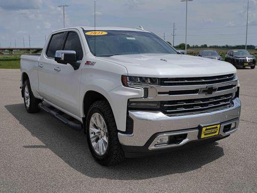 Iridescent Pearl Tricoat 2021 Chevrolet Silverado 1500 LTZ