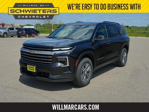 Mosaic Black Metallic 2026 Chevrolet Traverse LT