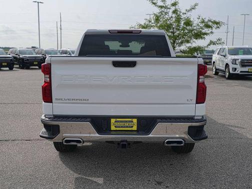 Summit White 2026 Chevrolet Silverado 1500 LT