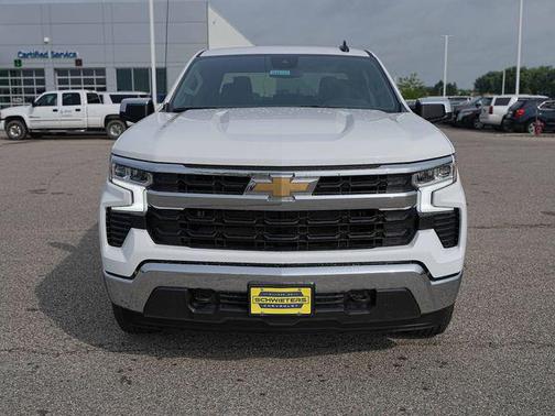 Summit White 2026 Chevrolet Silverado 1500 LT