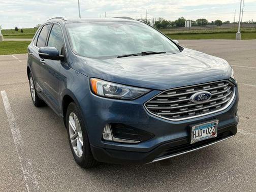 Blue Metallic 2019 Ford Edge SEL