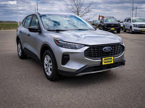 Iconic Silver Metallic 2023 Ford Escape SE