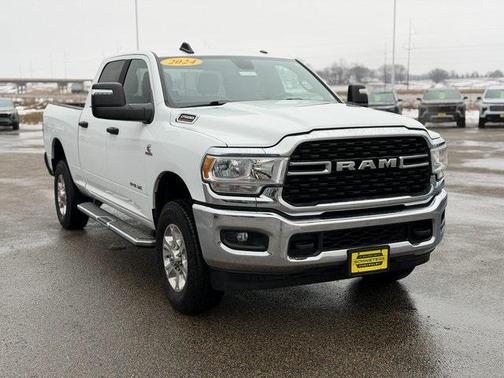 2024 RAM 2500 Big Horn Crew Cab 4x4 6'4' Box