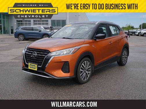 Monarch Orange/Super Black 2021 Nissan Kicks SV